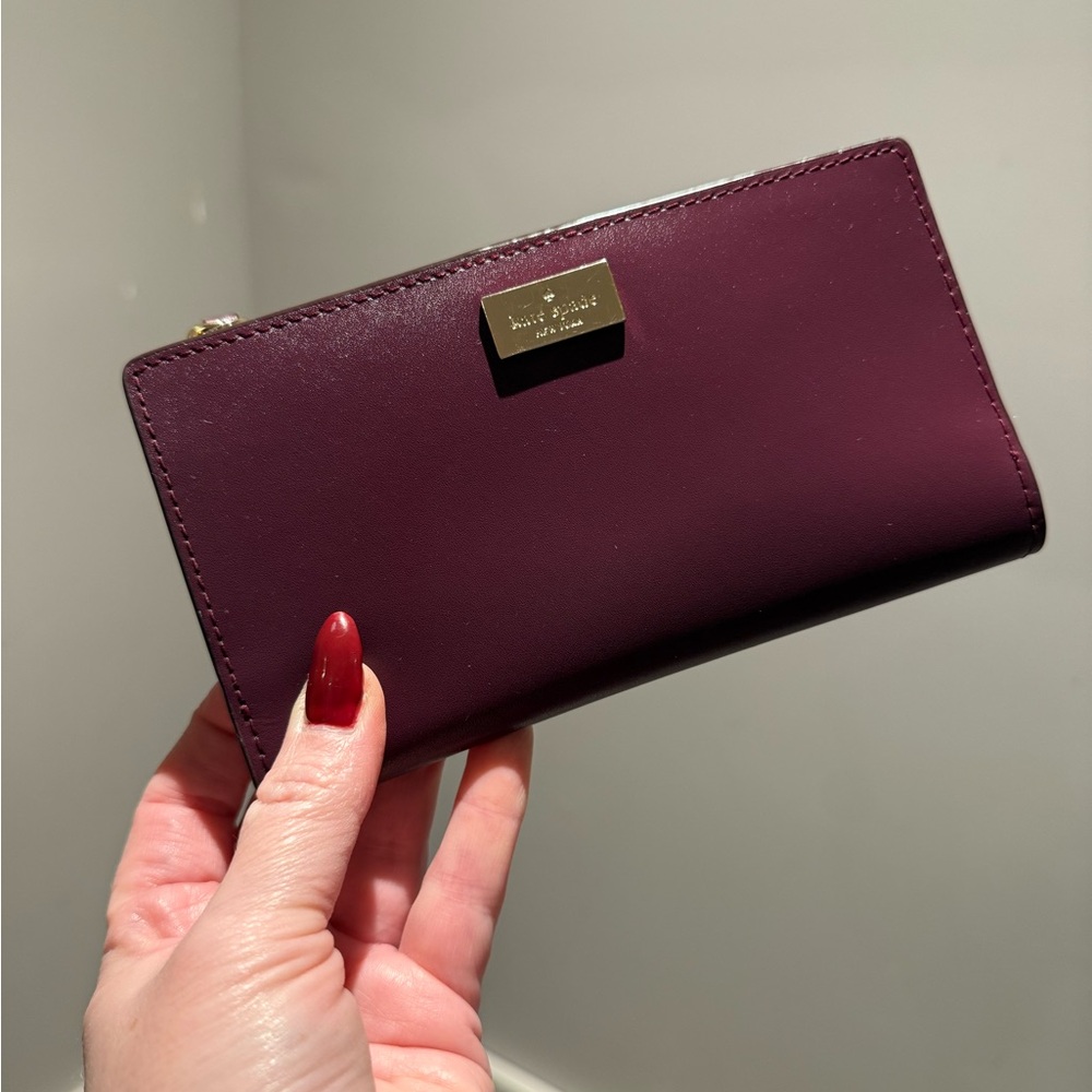 Kate Spade New York Laurel Way Saffiano Leather Plum Zip Wallet / Wristlet